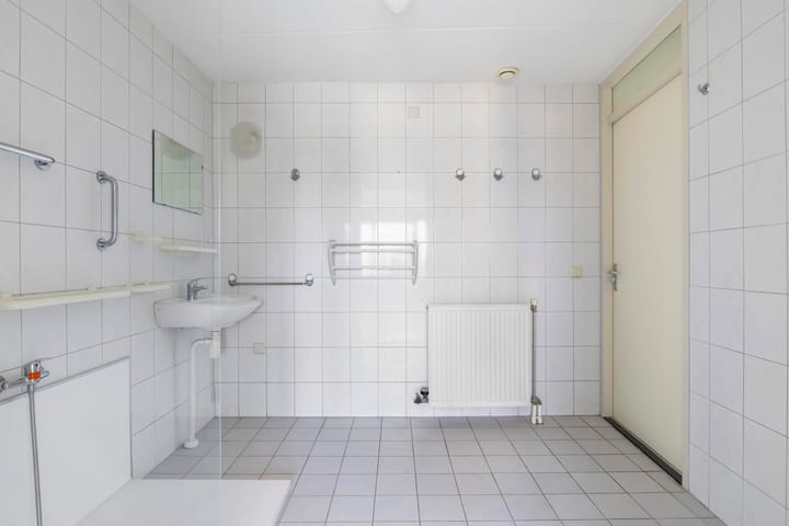 Foto 33 van Rooswinkelstate 124