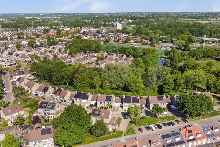 Foto 32 van L.T.M.-weg 104