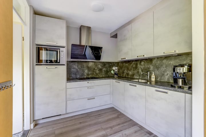 Foto 4 van L.T.M.-weg 104