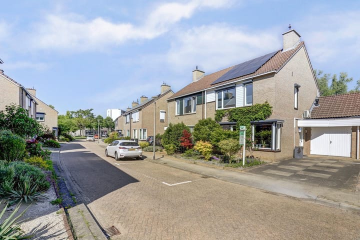 Foto 8 van L.T.M.-weg 104