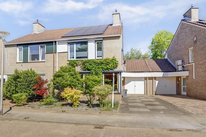 Foto 1 van L.T.M.-weg 104