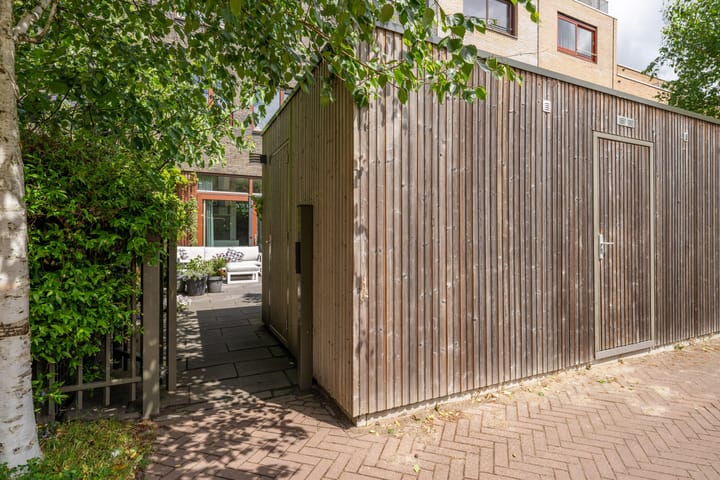 Foto 23 van Bert Haanstrakade 244