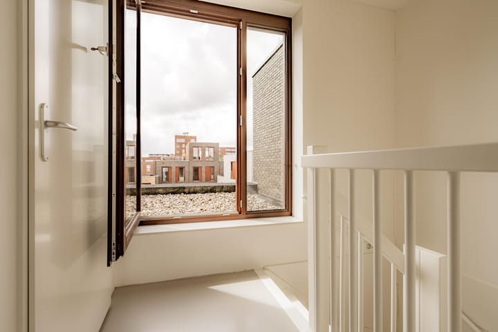 Foto 53 van Bert Haanstrakade 244