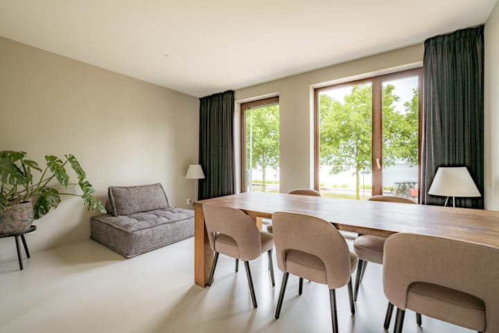 Foto 35 van Bert Haanstrakade 244