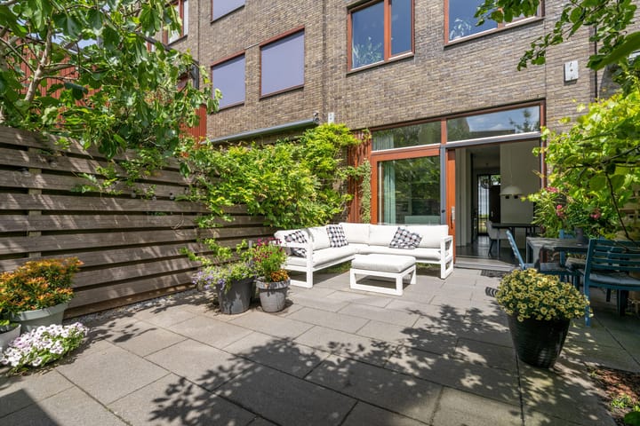 Foto 21 van Bert Haanstrakade 244