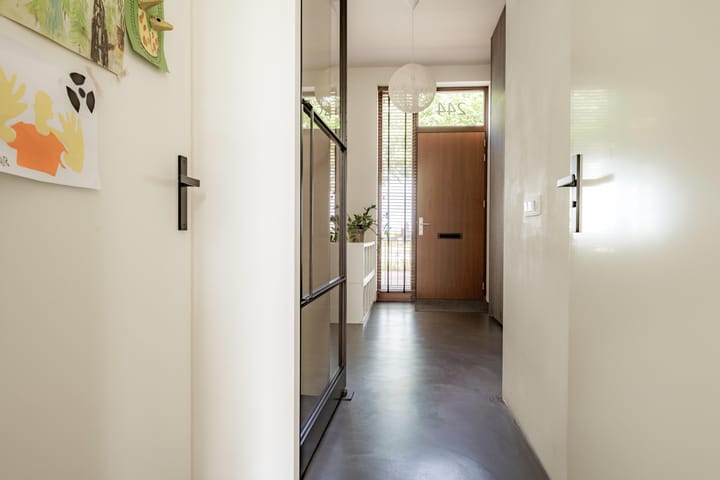 Foto 11 van Bert Haanstrakade 244