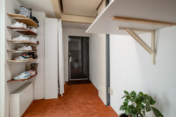 Photo 19 of Diezestraat 93