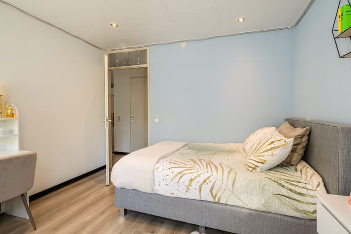 Photo 24 of Diezestraat 93