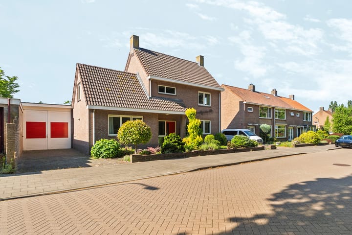 Foto 6 van Einsteinstraat 1