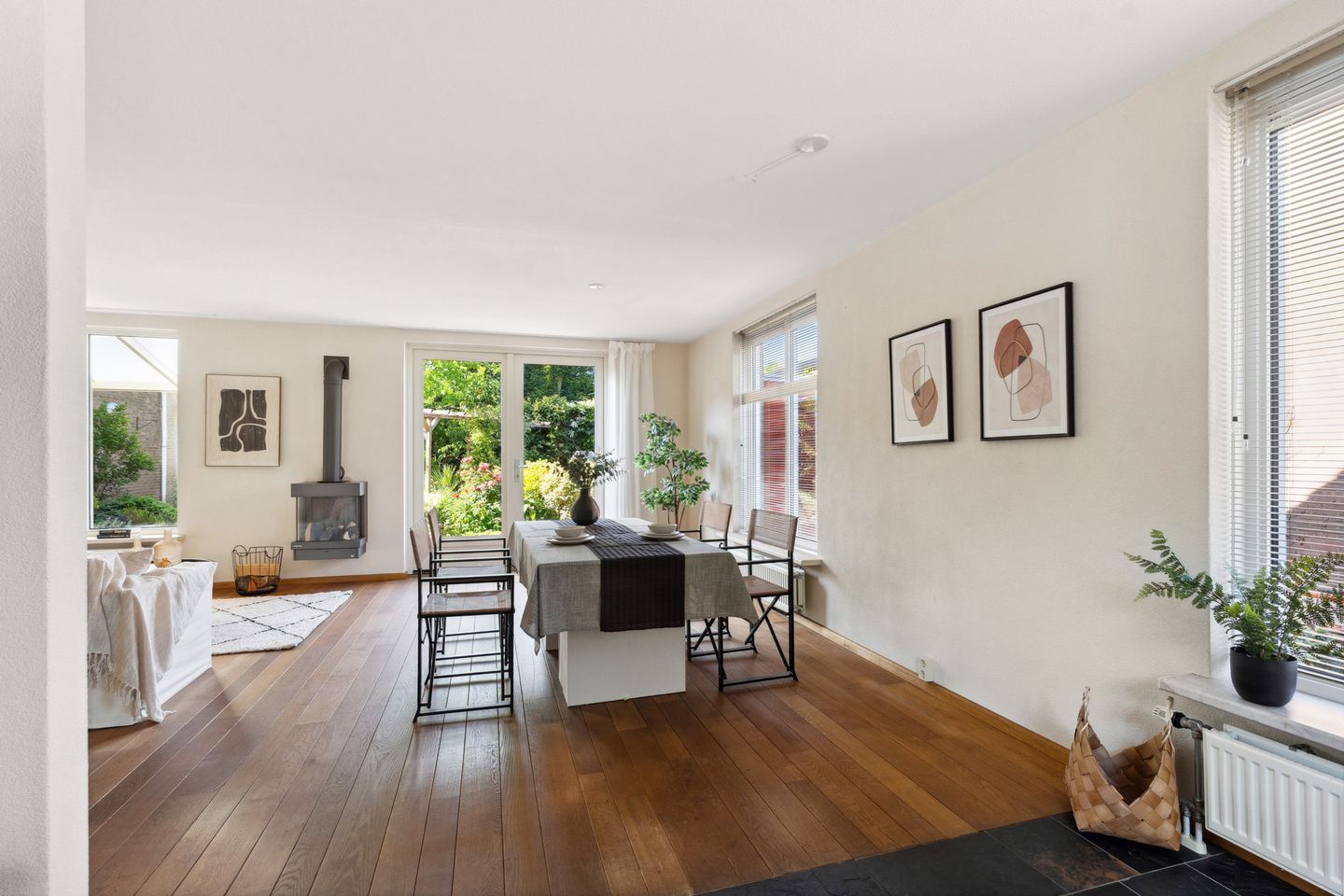 Foto 20 van Einsteinstraat 1