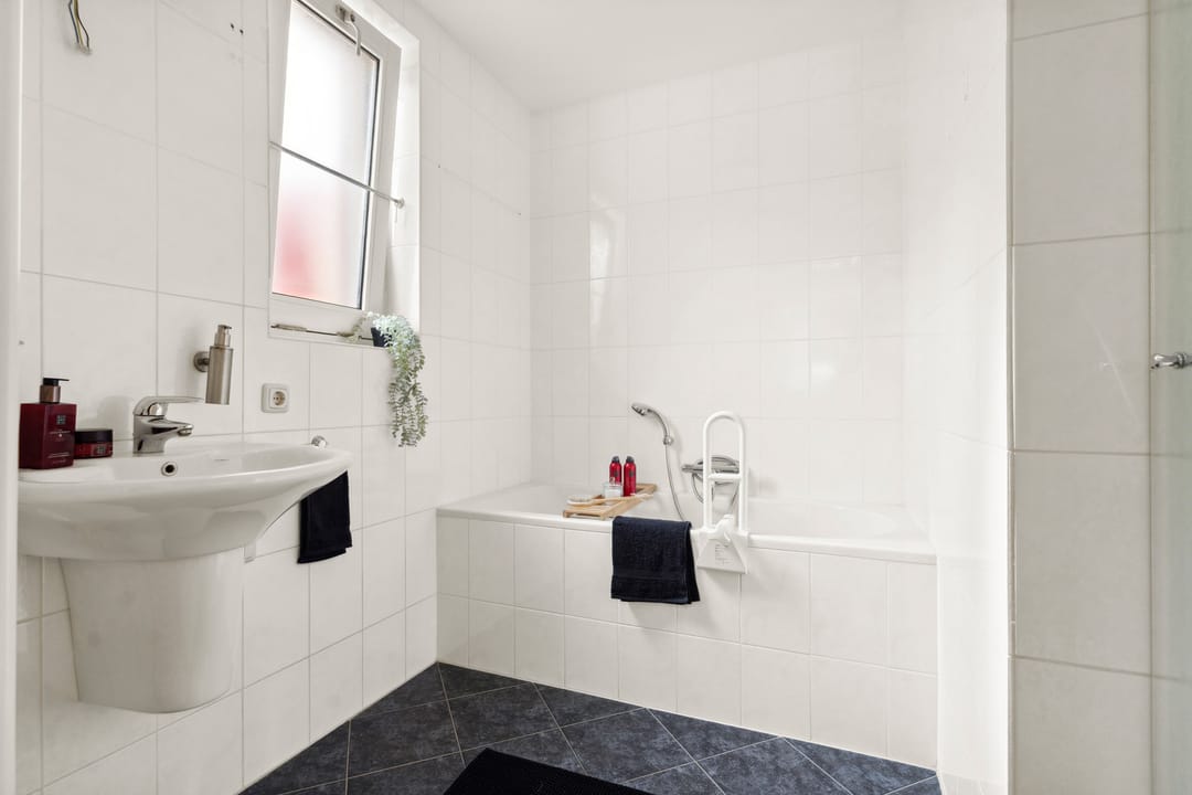 Foto 28 van Einsteinstraat 1