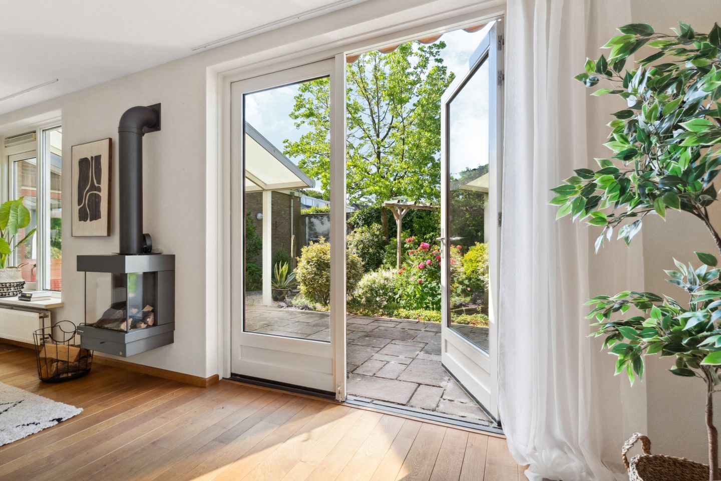 Foto 50 van Einsteinstraat 1