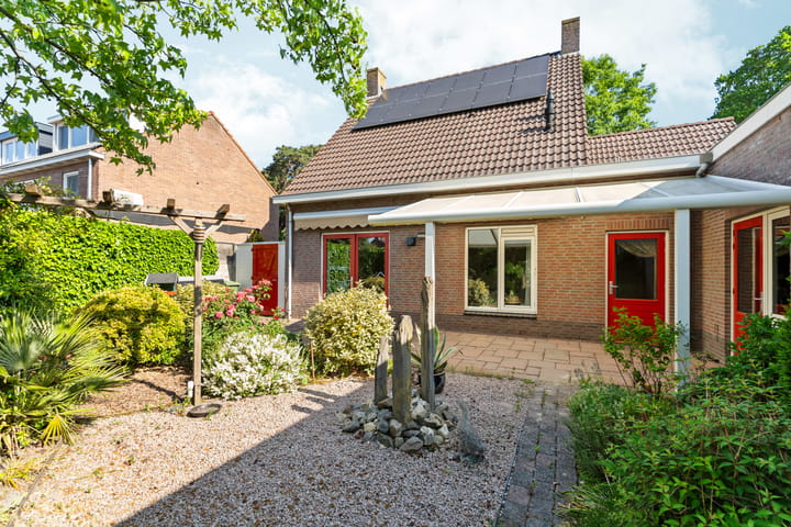 Foto 59 van Einsteinstraat 1