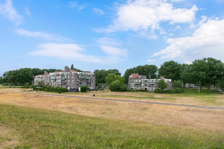 Photo 38 of Dijkmeent 103