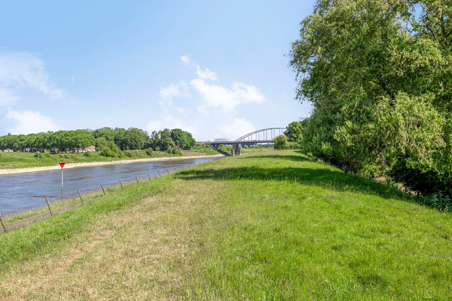 Foto 64 van Contre Escarpe 8