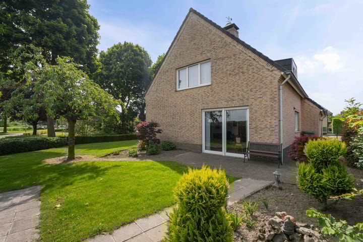 Photo 38 of Fresiastraat 15