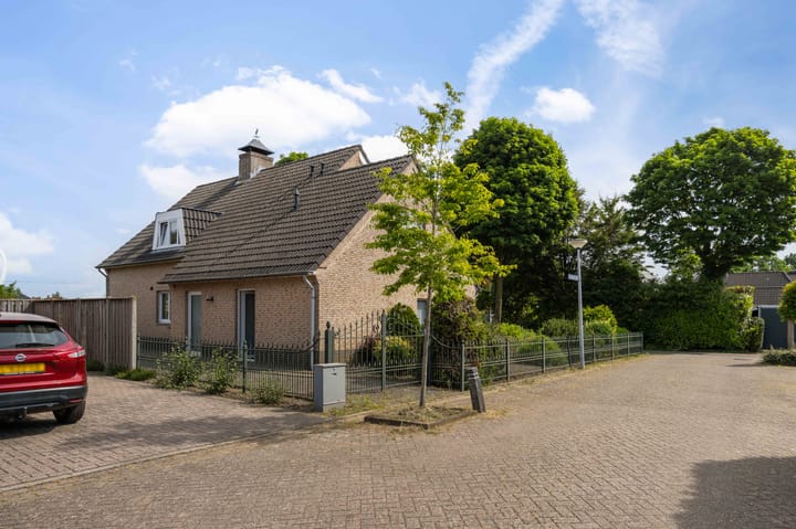 Photo 46 of Fresiastraat 15