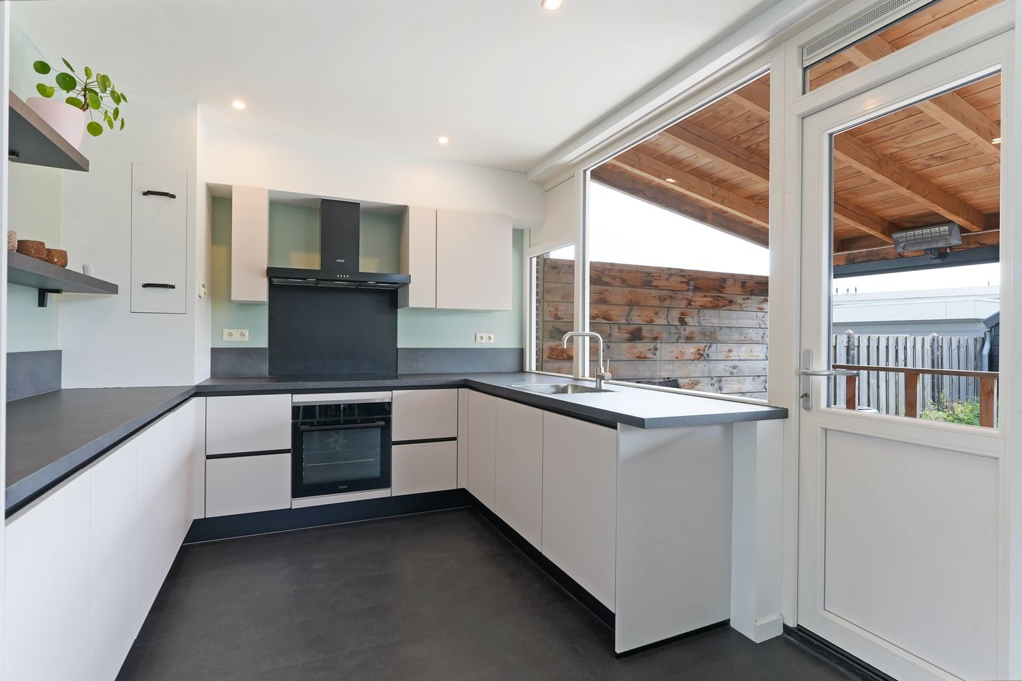 Foto 10 van Zeewijksingel 59