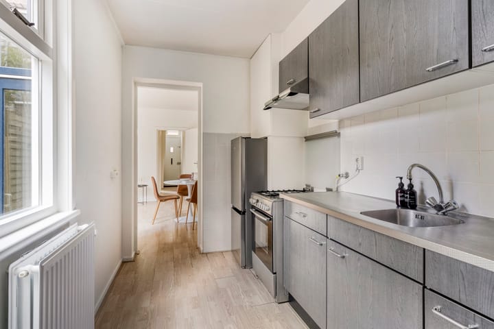 Foto 15 van Van Diemenstraat 4