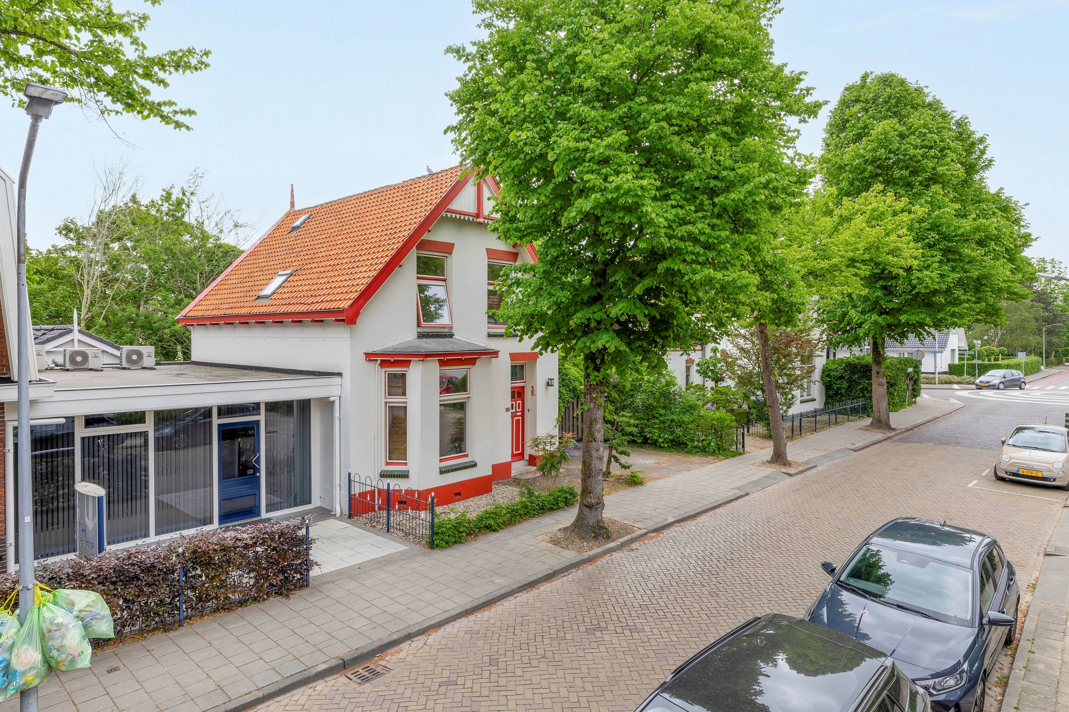 Foto 42 van Hobbemastraat 51