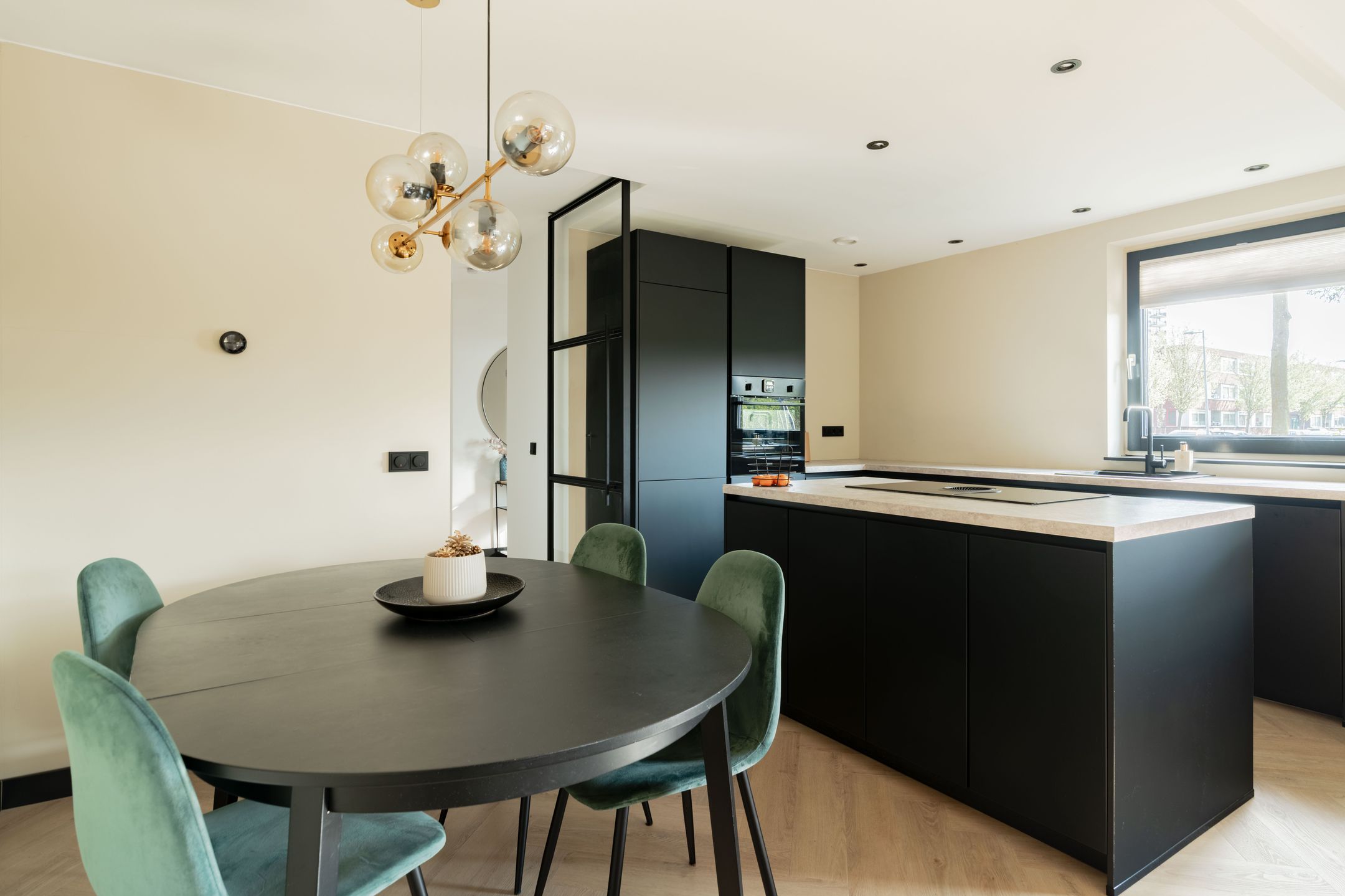 Foto 9 van Teylerplein 17