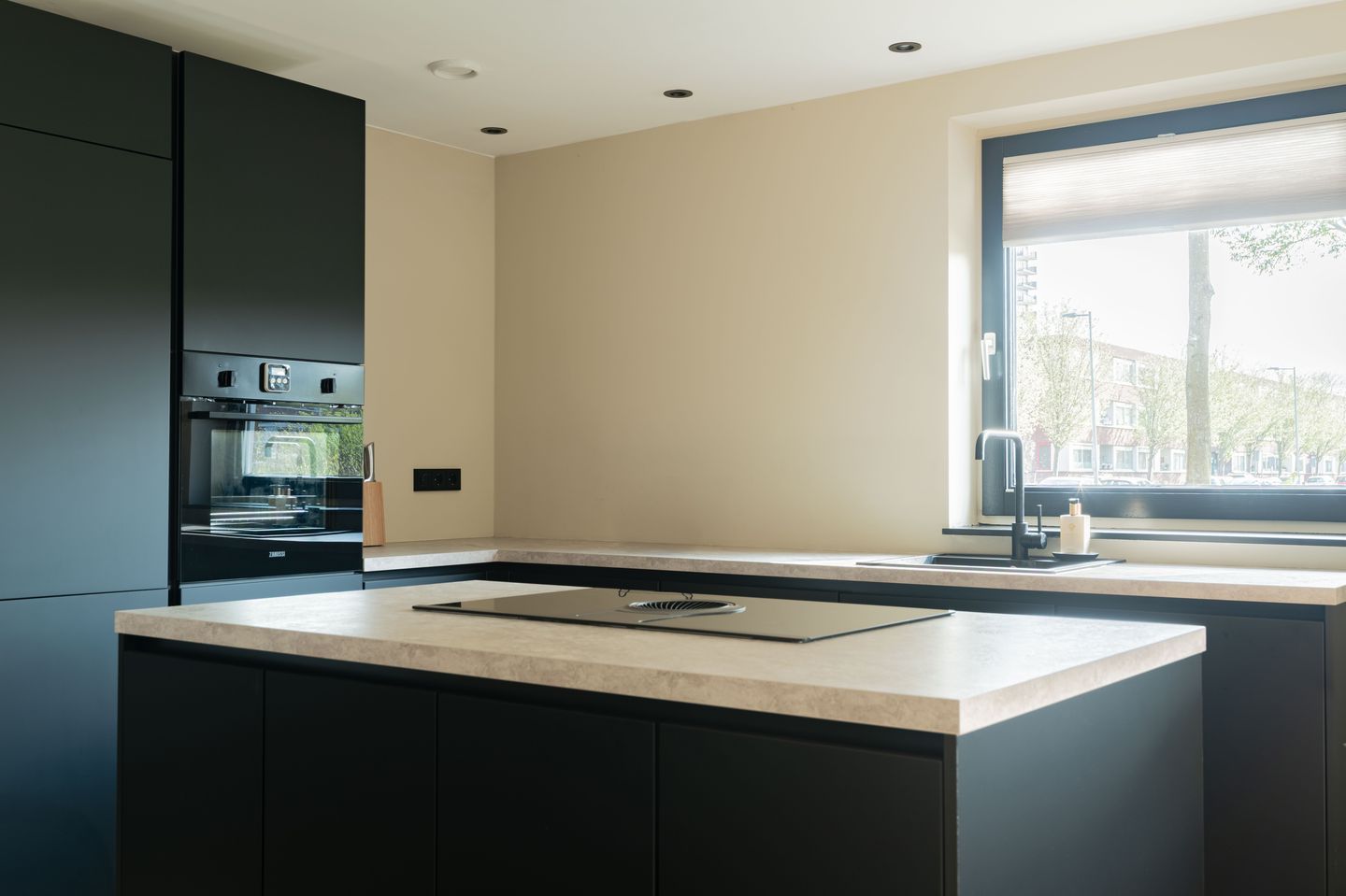 Foto 10 van Teylerplein 17