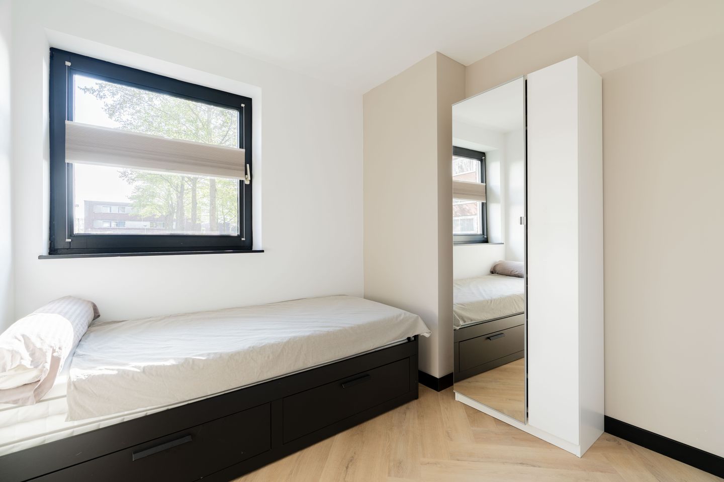 Foto 19 van Teylerplein 17