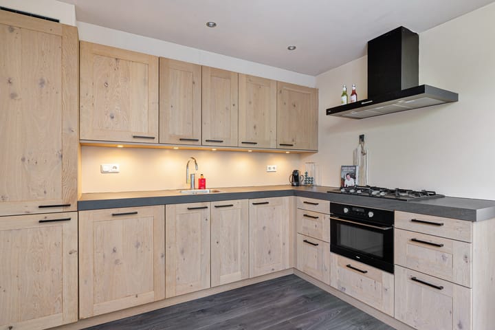 Foto 3 van H.J. van der Veenstrjitte 9