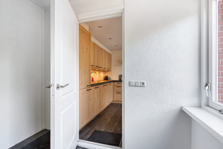 Foto 18 van H.J. van der Veenstrjitte 9