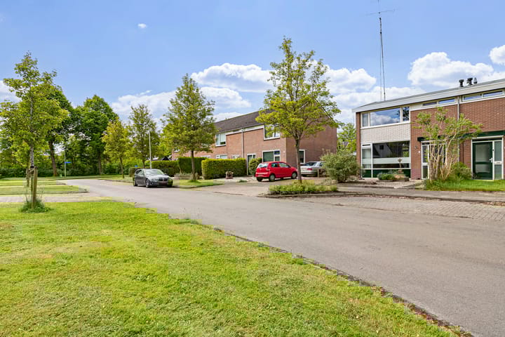 Foto 40 van H.J. van der Veenstrjitte 9