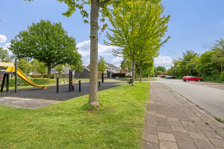 Foto 41 van H.J. van der Veenstrjitte 9