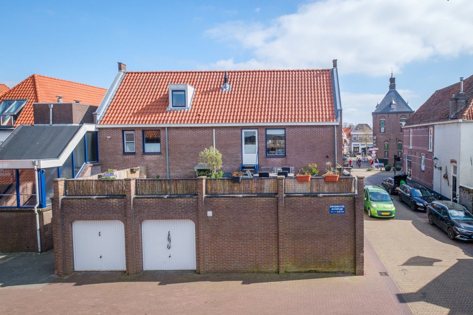 Foto 3 van Burgemeester Royerplein 3