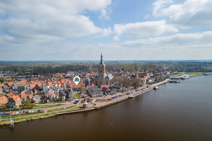 Foto 2 van Burgemeester Royerplein 3