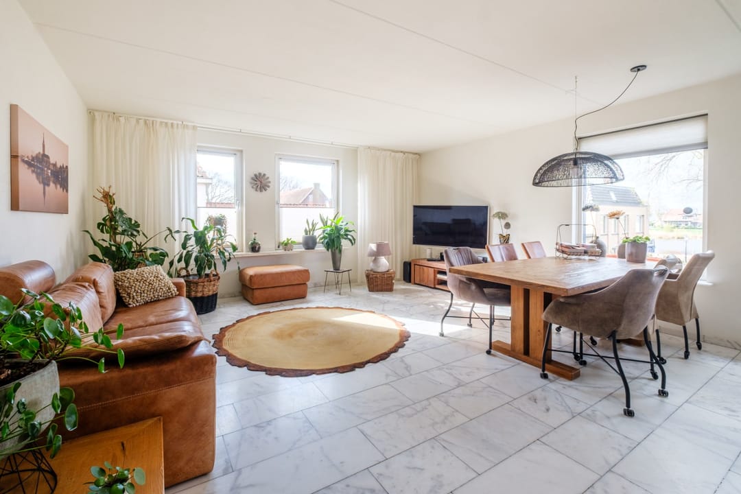 Foto 11 van Burgemeester Royerplein 3