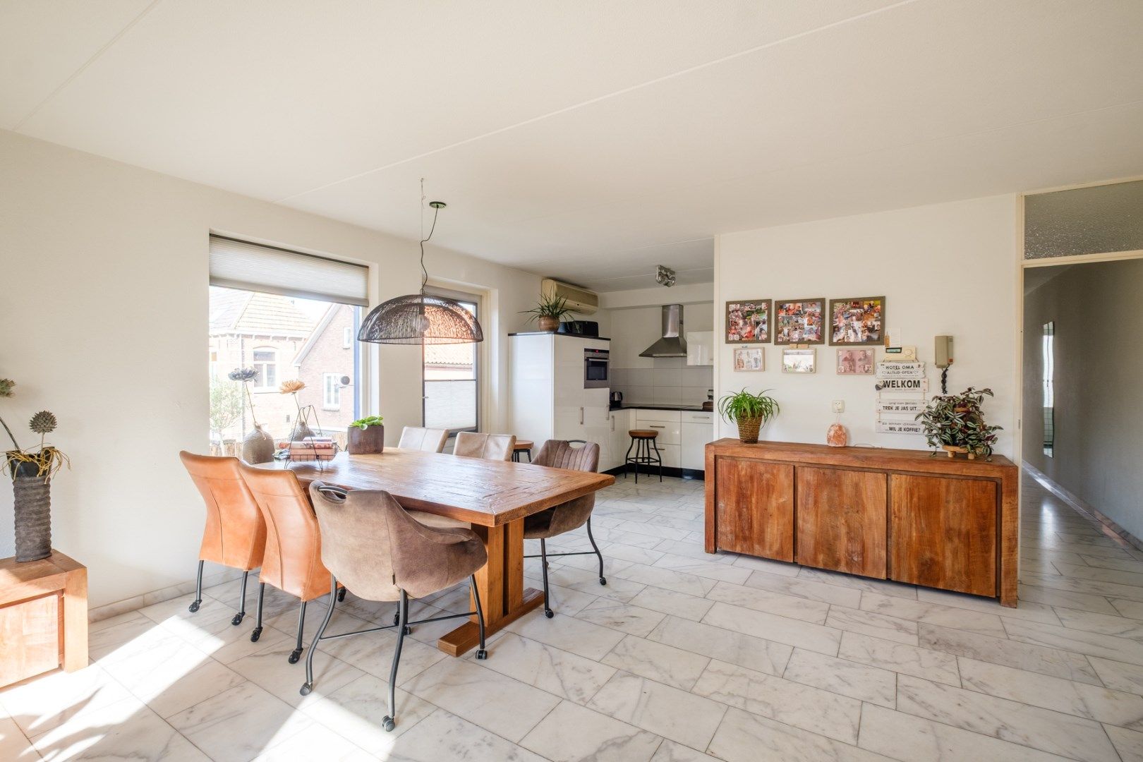 Foto 12 van Burgemeester Royerplein 3