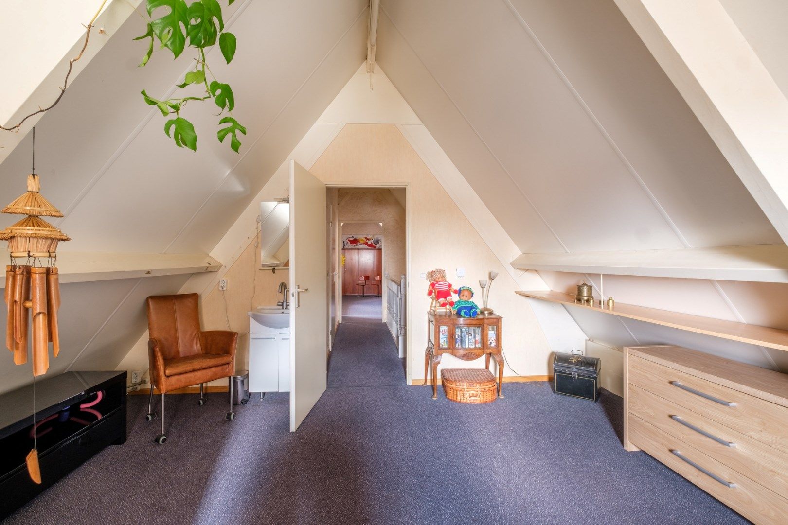 Foto 24 van Burgemeester Royerplein 3