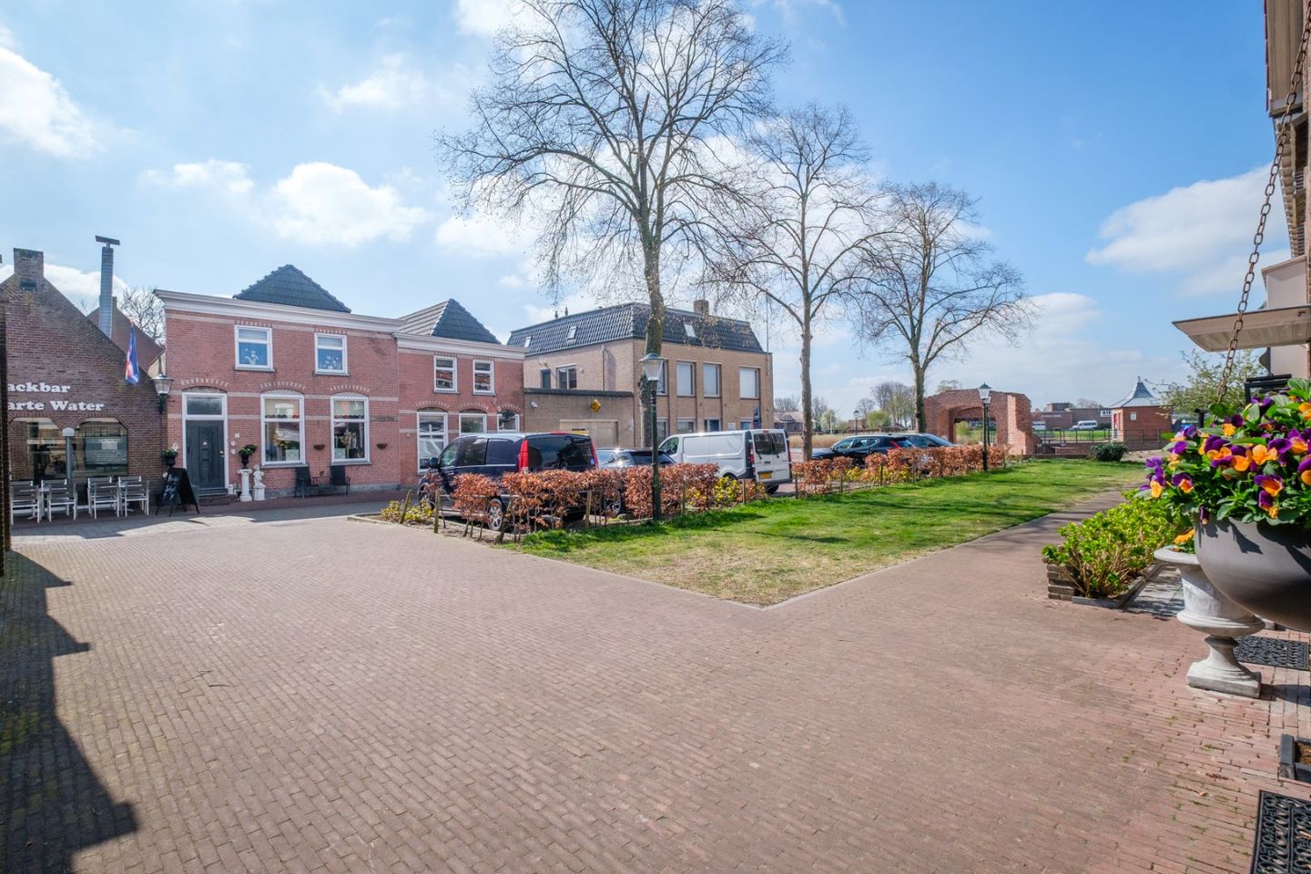 Foto 35 van Burgemeester Royerplein 3