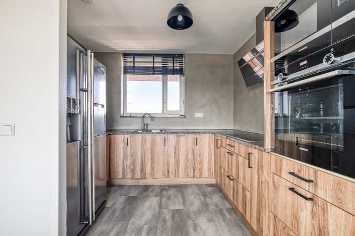 Photo 13 of Pieter Calandlaan 660