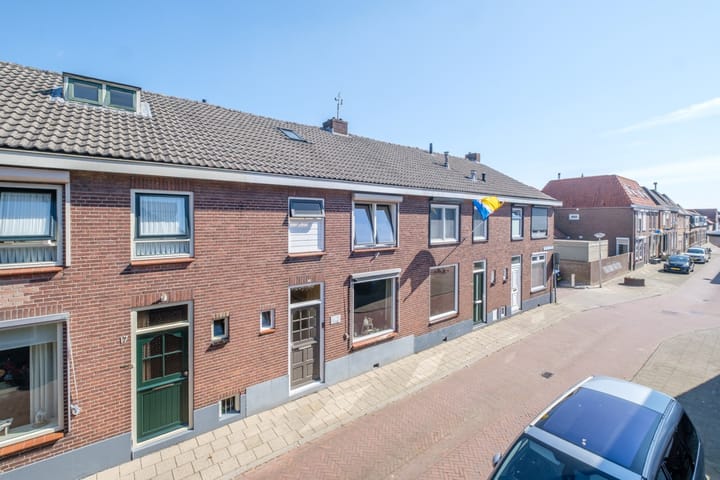 Foto 32 van Burg ten Veldestr 19