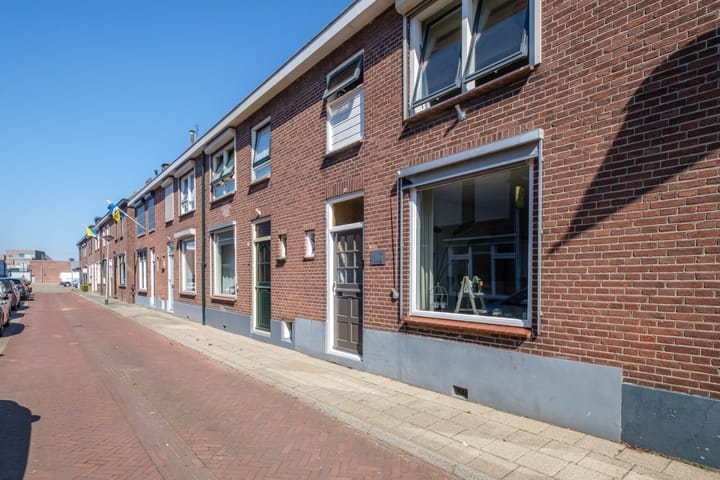 Foto 33 van Burg ten Veldestr 19