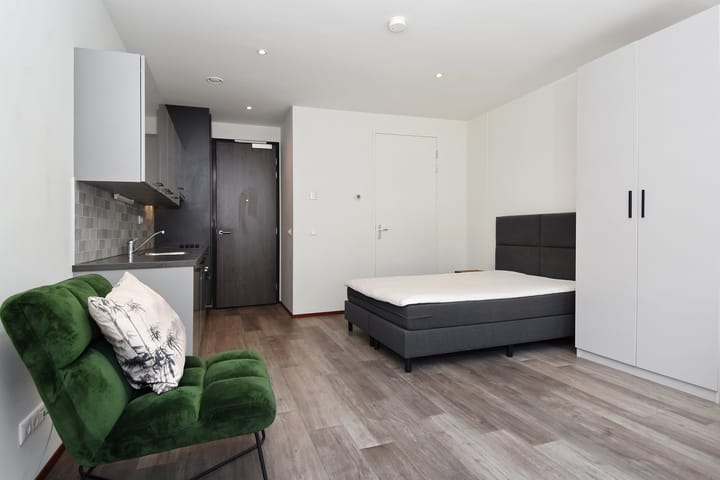 Photo 15 of Kanonstraat 76