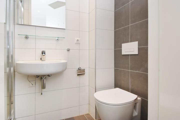 Photo 20 of Kanonstraat 76