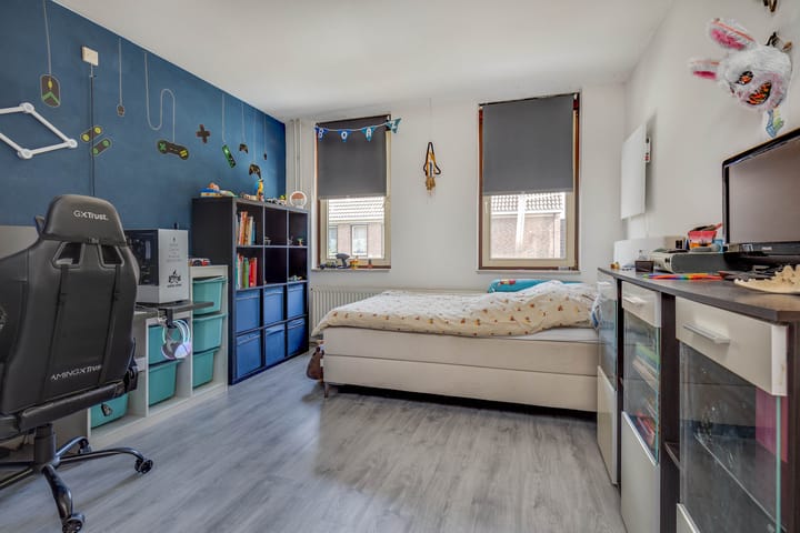 Foto 14 van Van Lintrehof 6