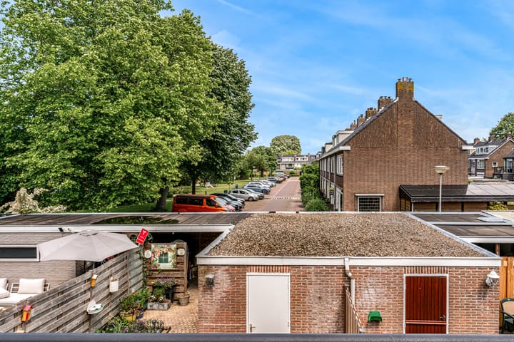 Foto 46 van Frederik Hendrikplantsoen 31