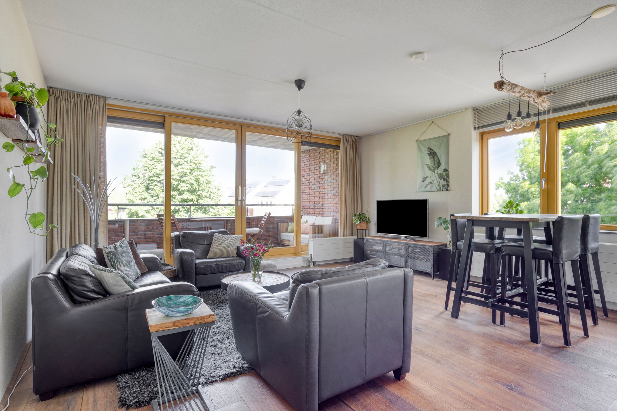 Foto 6 van John Lennonstraat 39