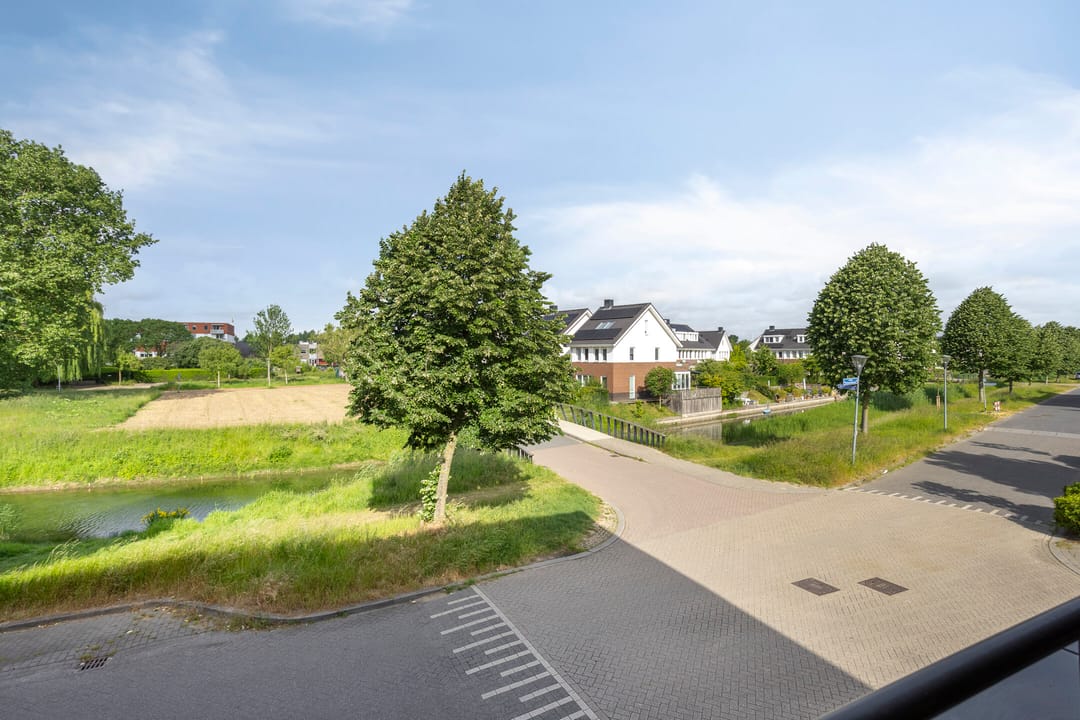 Foto 13 van John Lennonstraat 39