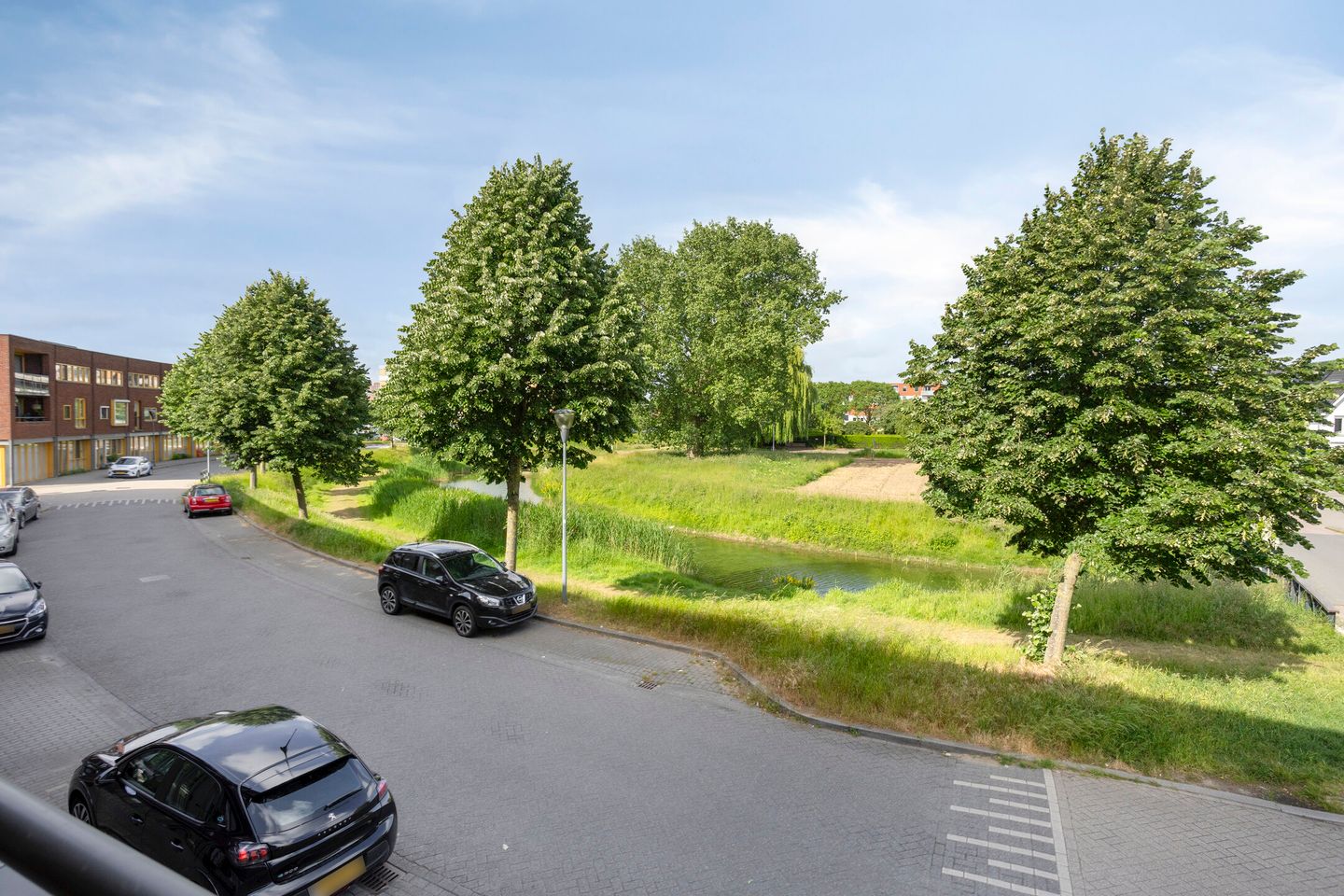 Foto 14 van John Lennonstraat 39