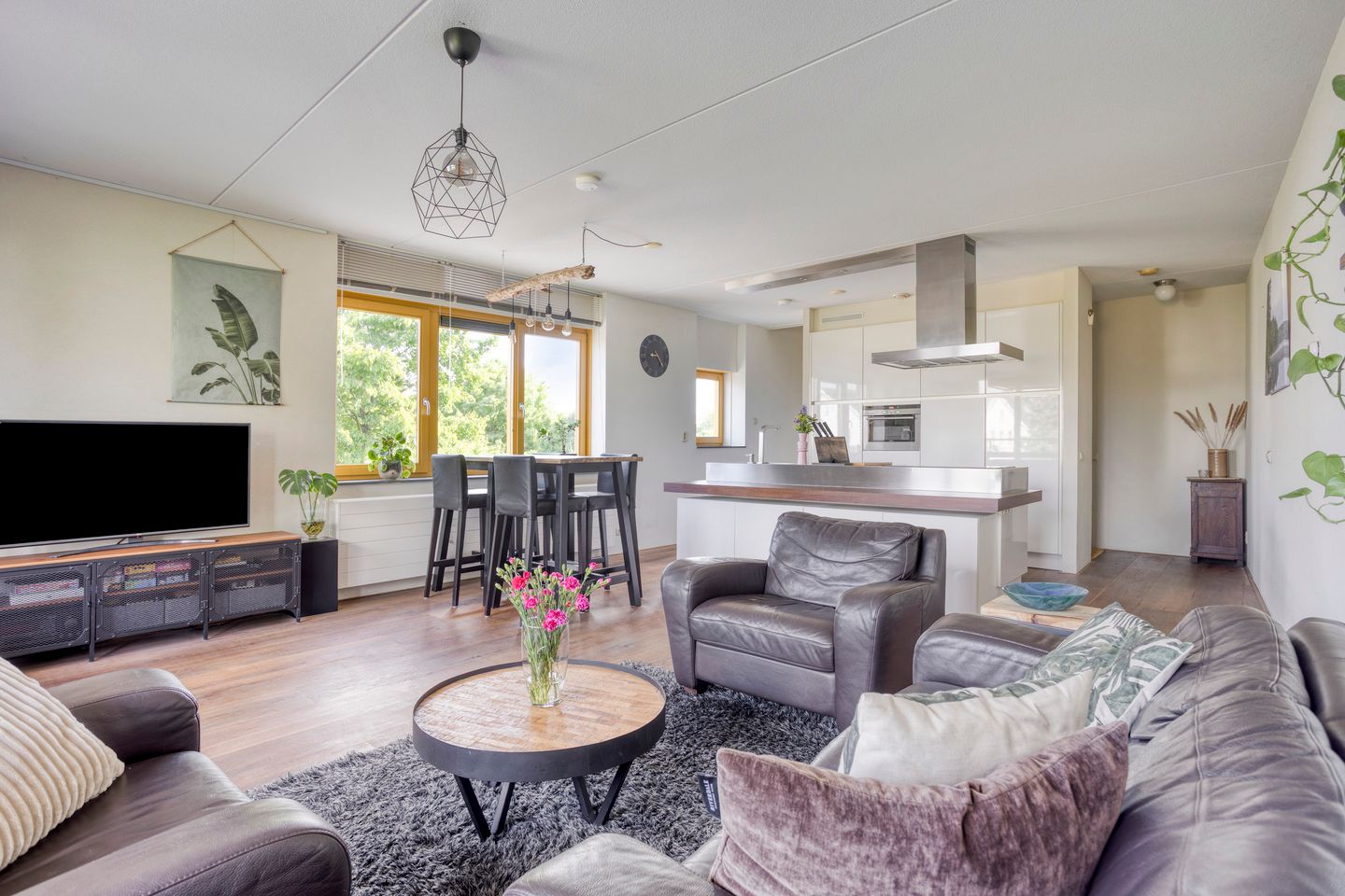 Foto 4 van John Lennonstraat 39