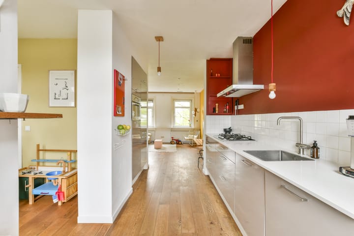 Foto 13 van Molukkenstraat 47-3