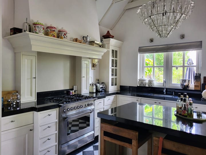 Foto 15 van Oosteinderweg 180